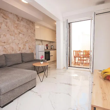 Apartamento Rita, A New With A Parking Space
